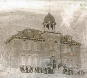 Mandan Central School around 1903
