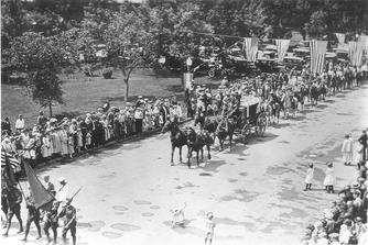 Parade during the July 2, 1924, Roughrider statue dedication
